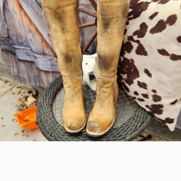 Rustic MANCHESTER Bed Stu Distressed Boots - Picture 7 of 12